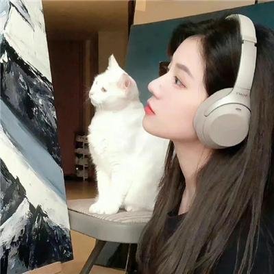 白色微笑
